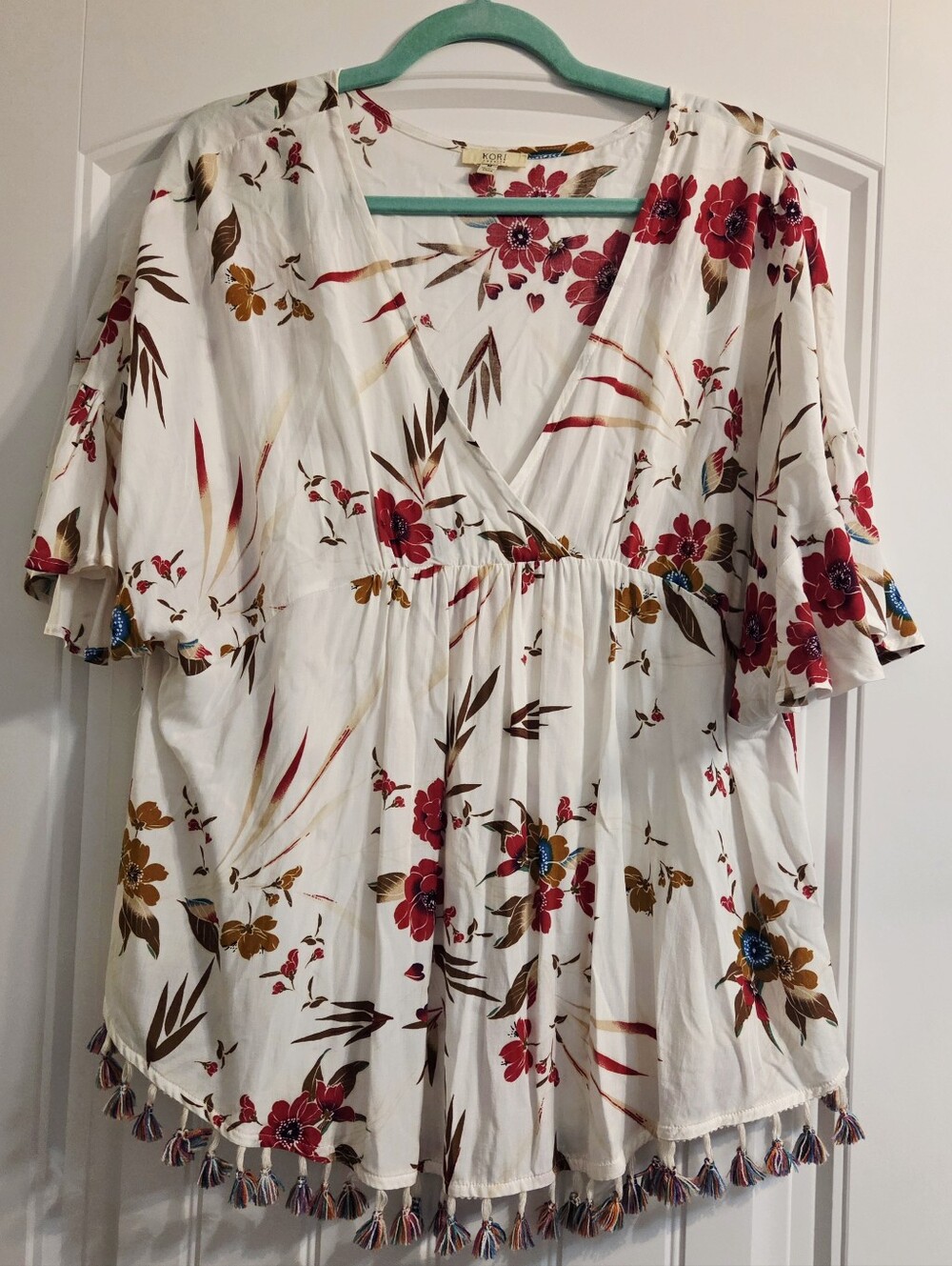 Kori Brand Tunic with Tassel Hem Size Medium